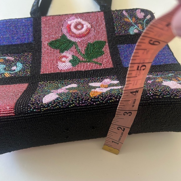 - Black and Pink Shoulder Bag with Floral beading - Picture 11 of 11